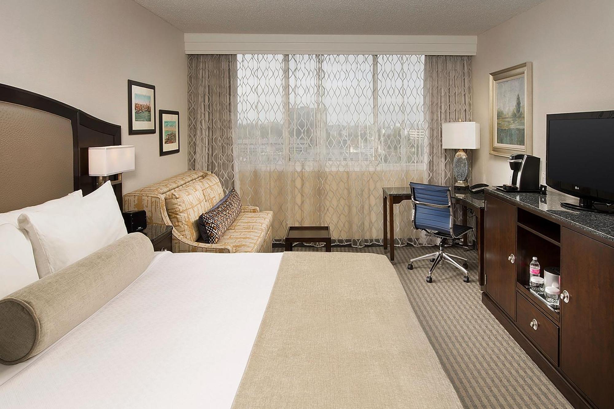 Skybridge Seattle Airport Hotel Сиатак Екстериор снимка